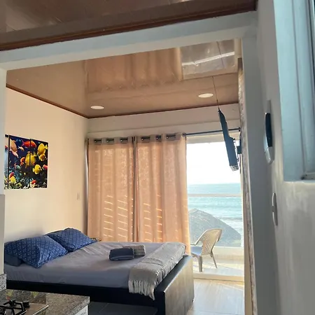 Suenos En La Playa Apartment *